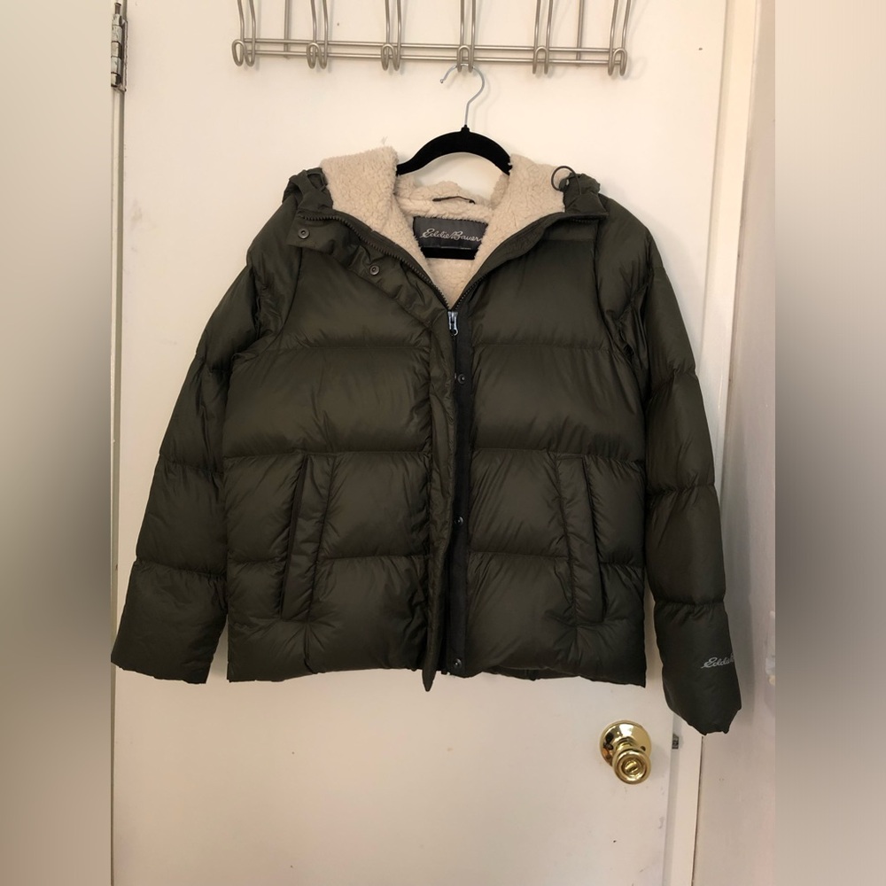 Eddie Bauer Cream Sherpa-Lined Jacket with Olive Exterior